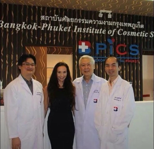 Claire with surgeons at the Bangkok-Phuket Institute of Cosmetic Surgery