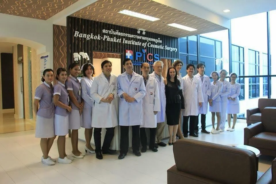 The surgical and nursing team at the Bangkok-Phuket Institute of Cosmetic Surgery
